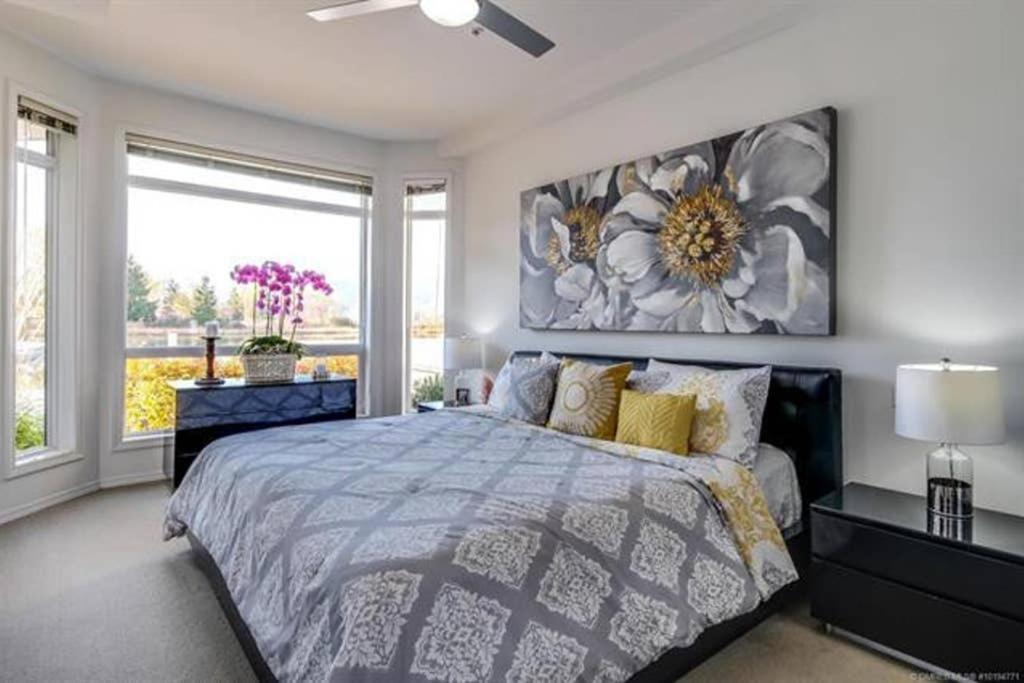 Tranquil Waterfront Condo Kelowna Buitenkant foto